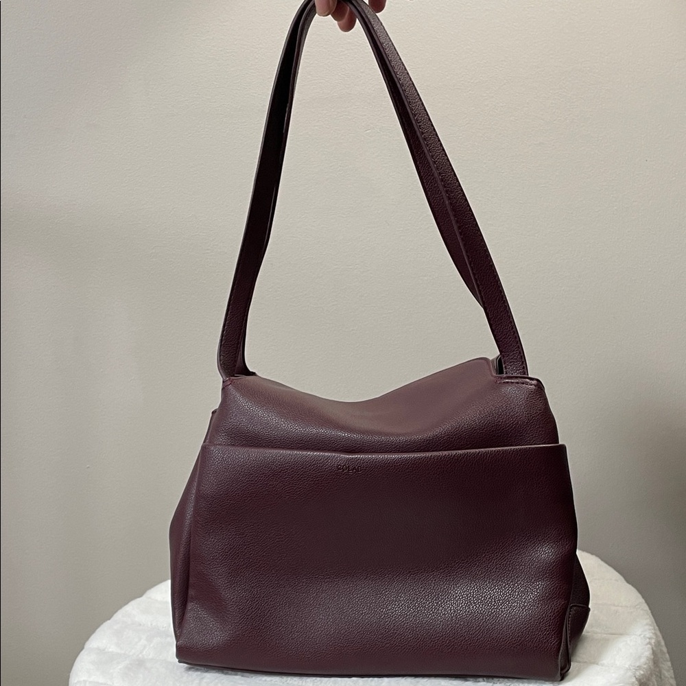 Elegant Burgundy Shoulder Bag
